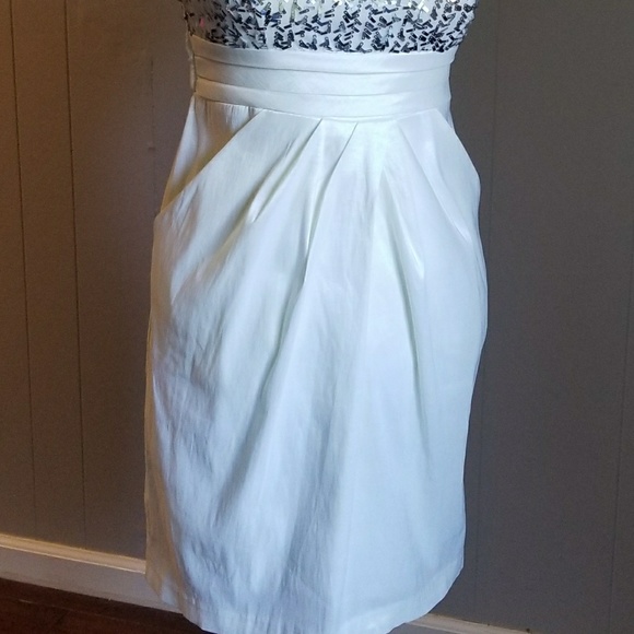 Sleeveless v neck sequined dress with pockets - Picture 4 of 8